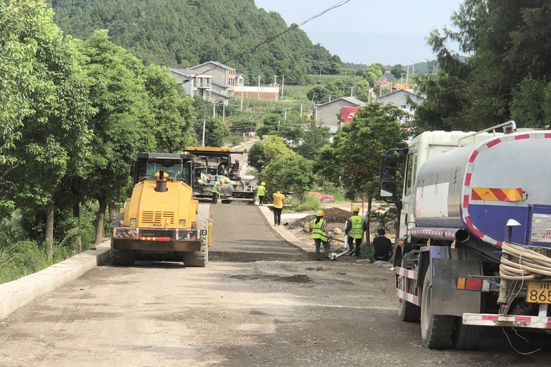 yl34511线路中心集团抢晴天、战雨天、斗夜间  全力以赴推进国道347项目建设